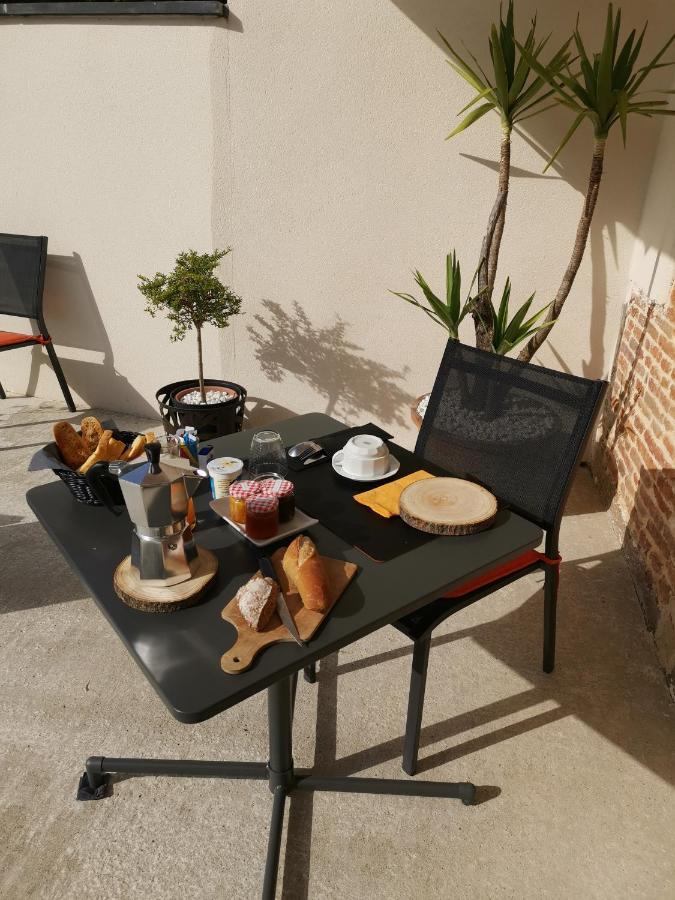 La Ferme De Pham Bed & Breakfast Belberaud Dış mekan fotoğraf